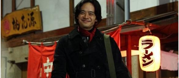 庵野秀明《新·假面骑士》曝剧照 池松壮亮双眼含笑