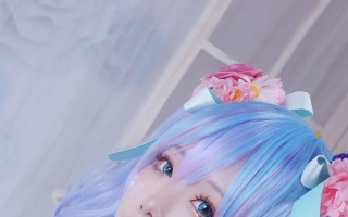 cos：初音未来大长腿爱言叶cos正片@蓝多余