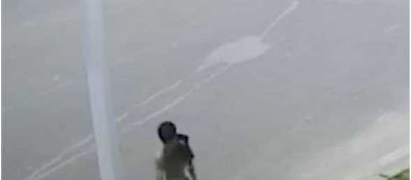 奇葩！知名主播不想直播竟雇8人殴打自己 被拘留十天