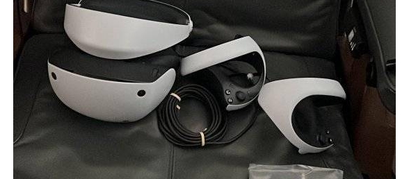 极简主义拉满！索尼PS VR2首张真机照曝光 明年发售